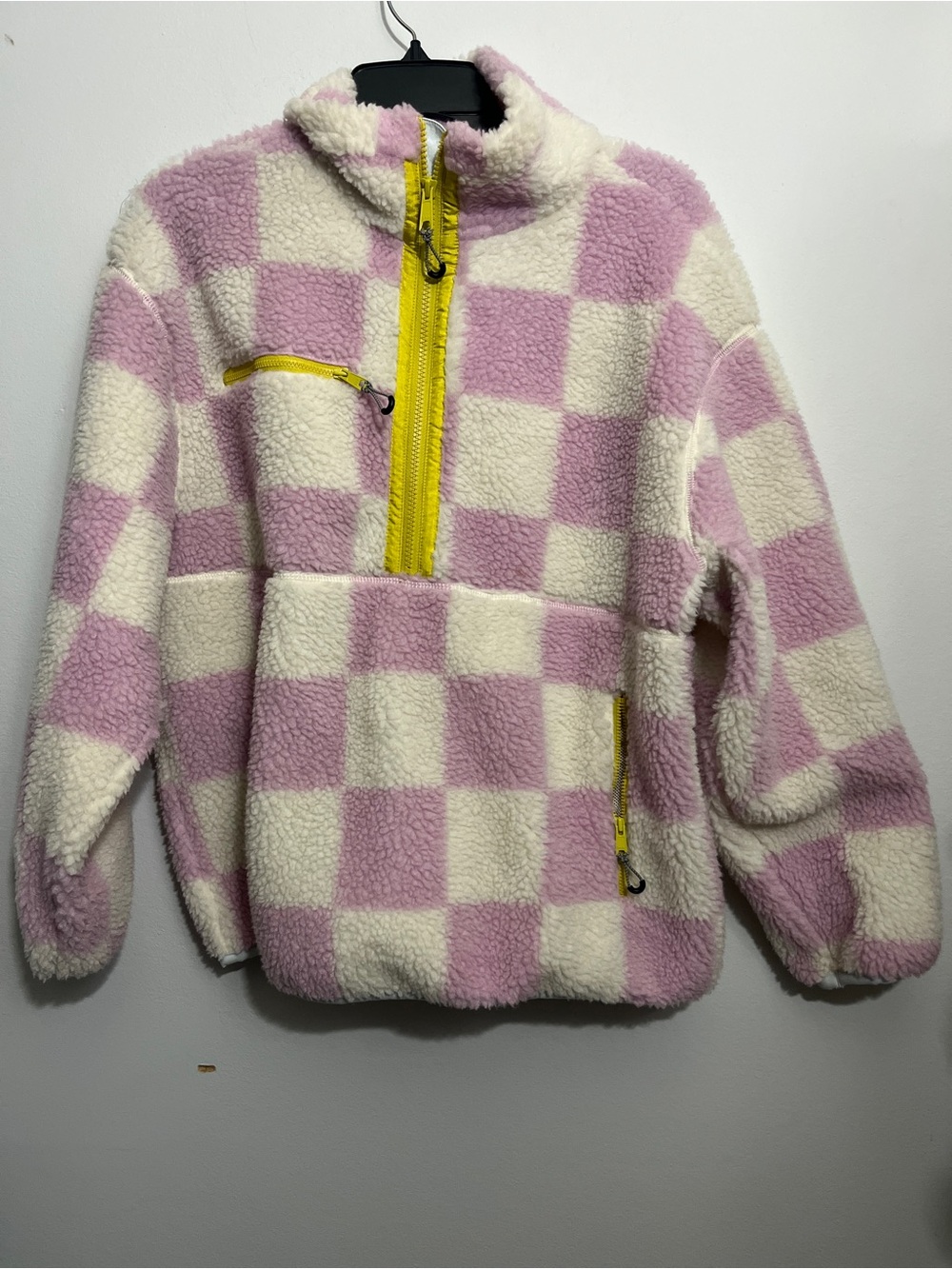 Levi's Women Size Small Pink & Cream Checkered Sherpa Half-Zip Pullover